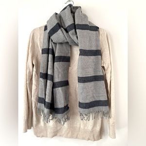 Gray/navy scarf.